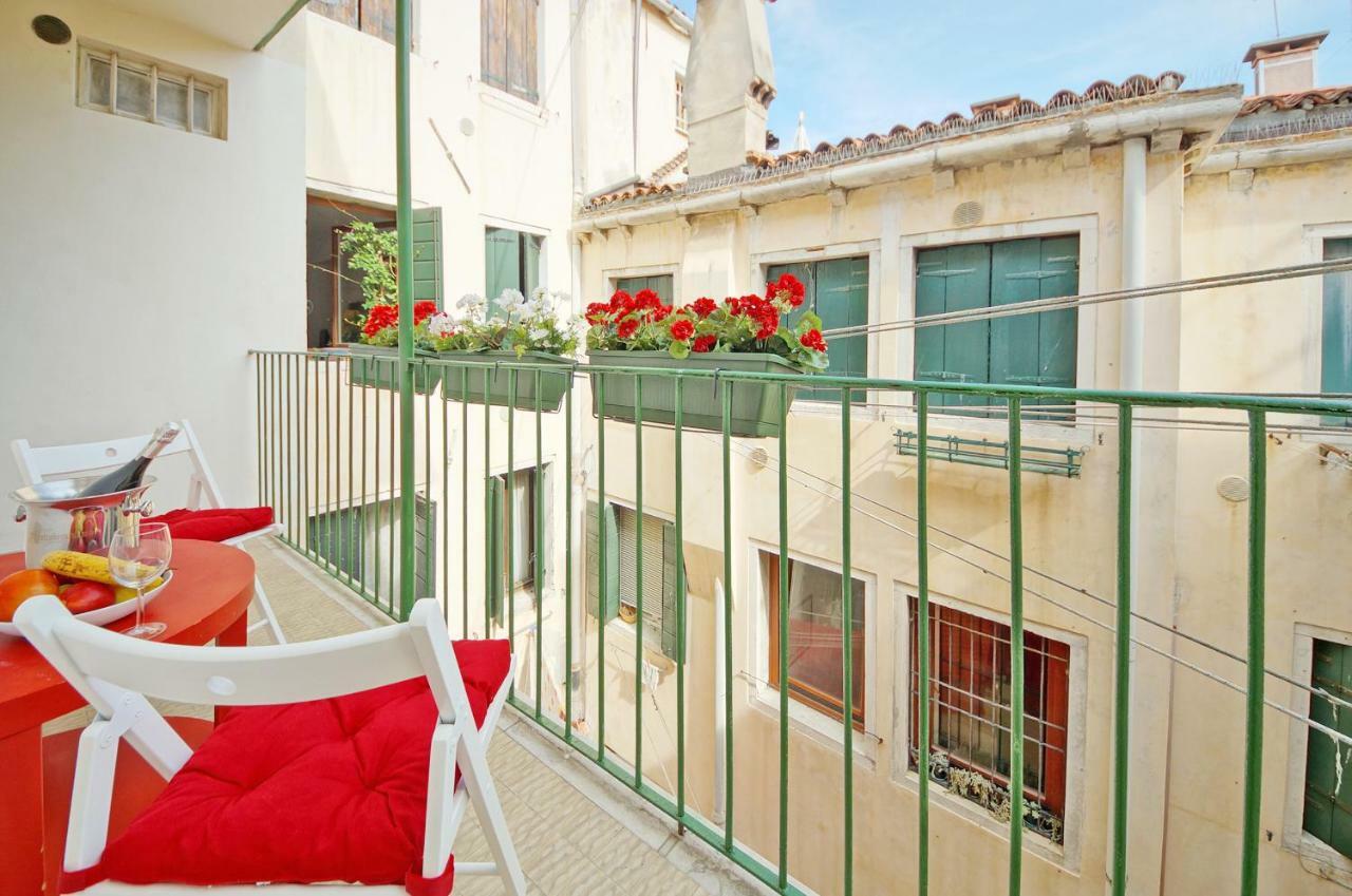Calle Dei Fabbri Apartment Venice Luaran gambar
