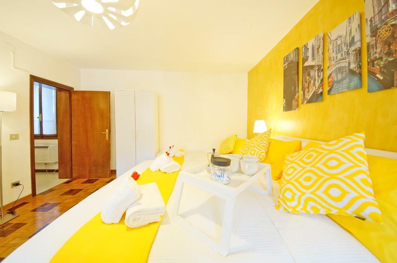 Calle Dei Fabbri Apartment Venice Luaran gambar